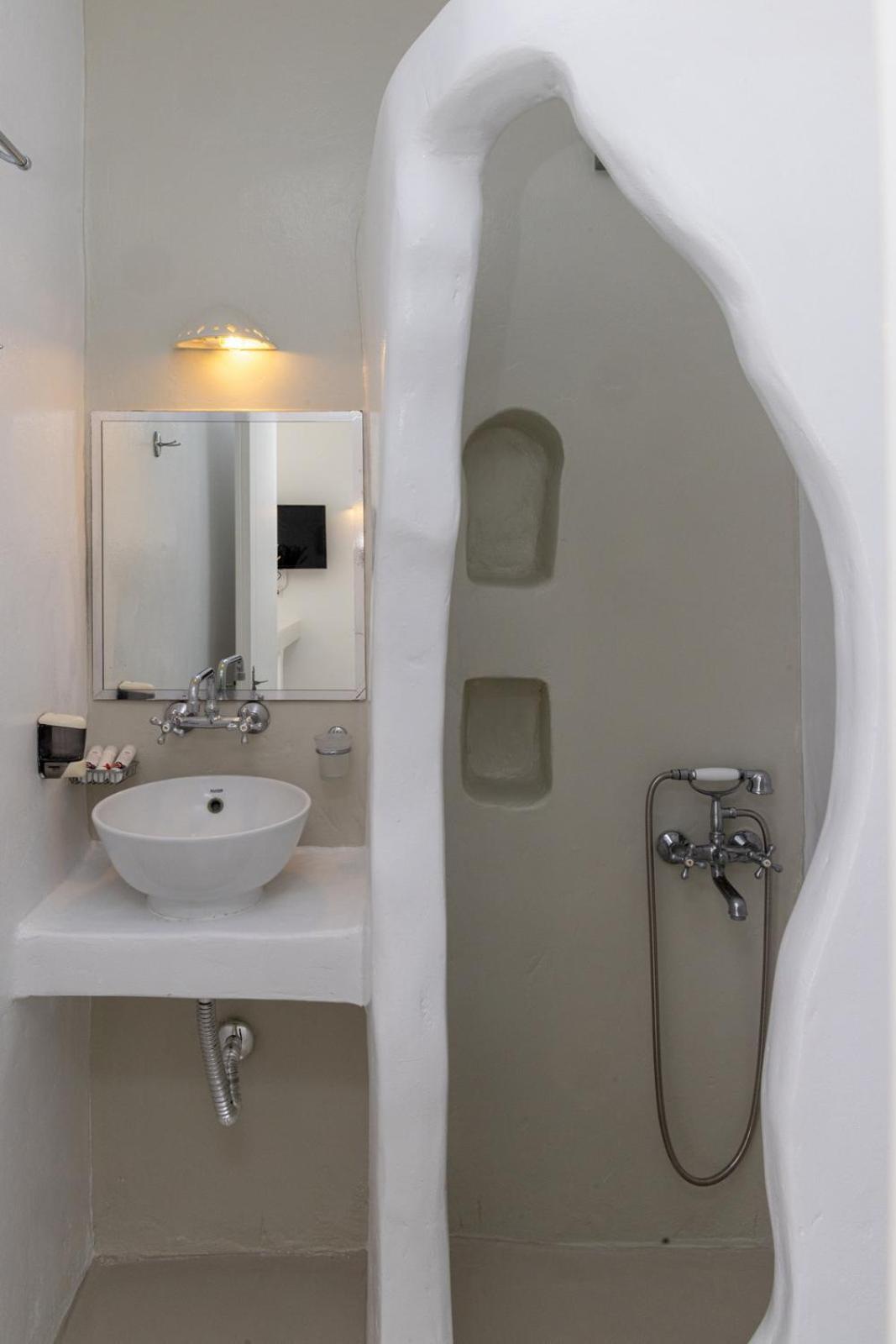 Soulmate'S Suites Tinos Kionia Extérieur photo