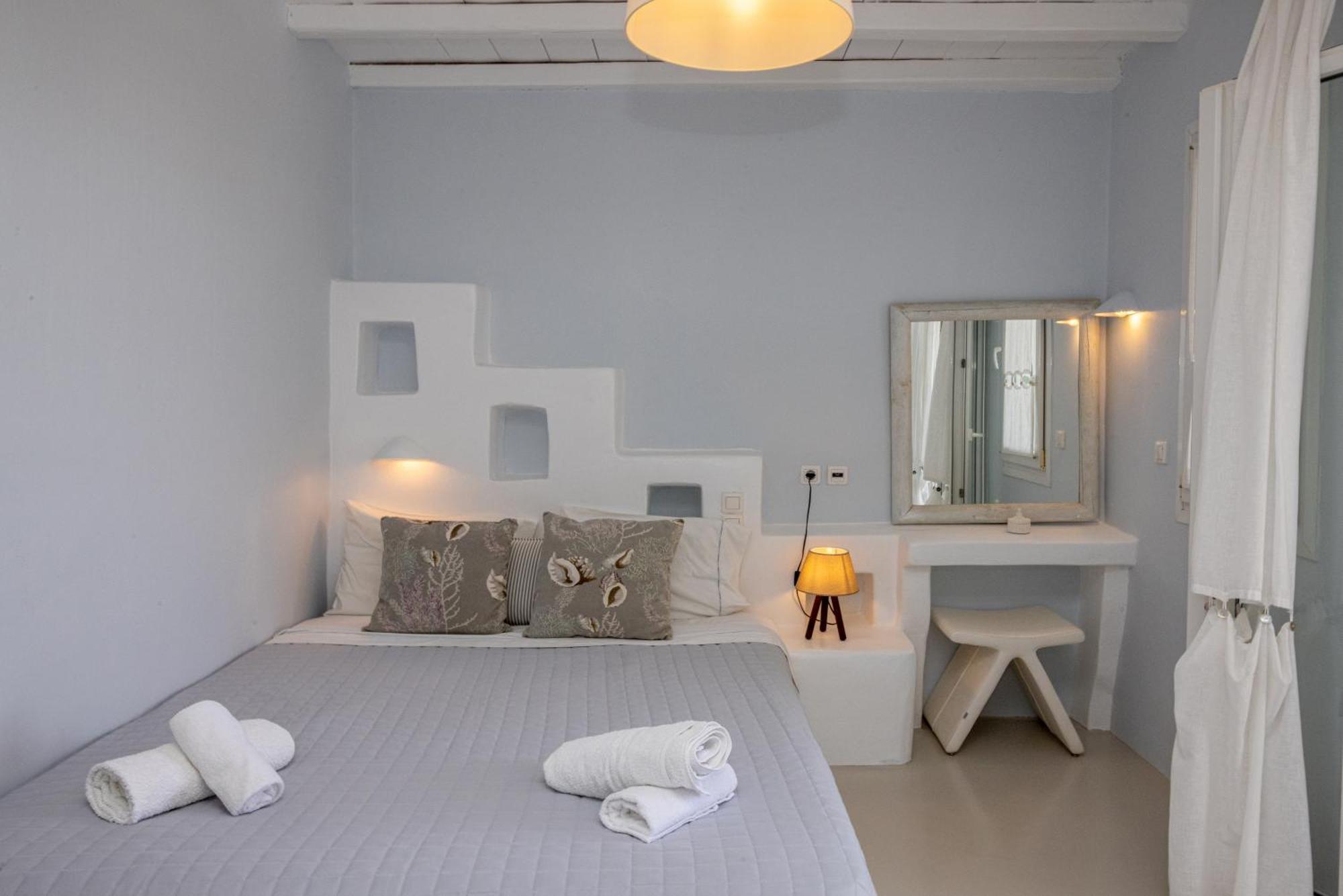 Soulmate'S Suites Tinos Kionia Extérieur photo