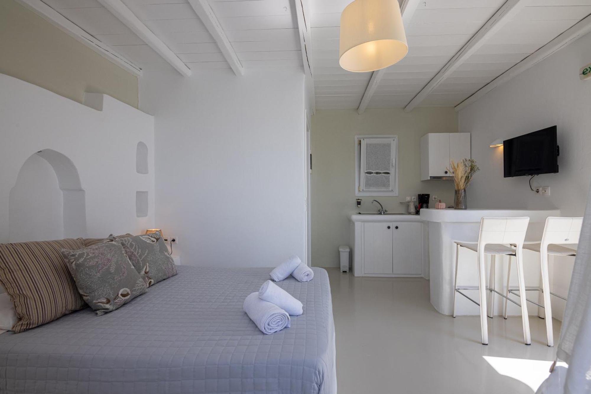 Soulmate'S Suites Tinos Kionia Extérieur photo