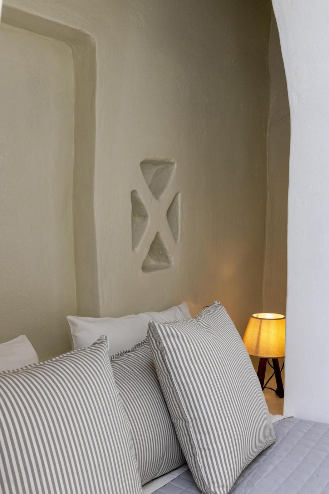 Soulmate'S Suites Tinos Kionia Extérieur photo
