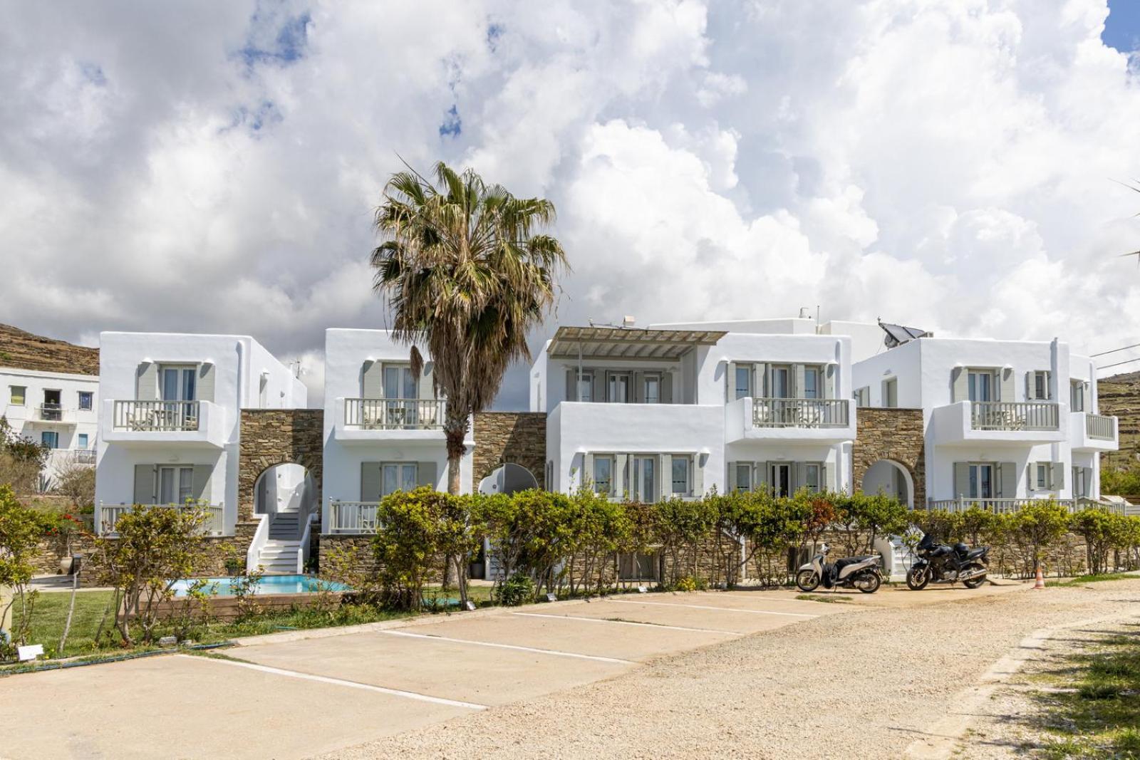 Soulmate'S Suites Tinos Kionia Extérieur photo