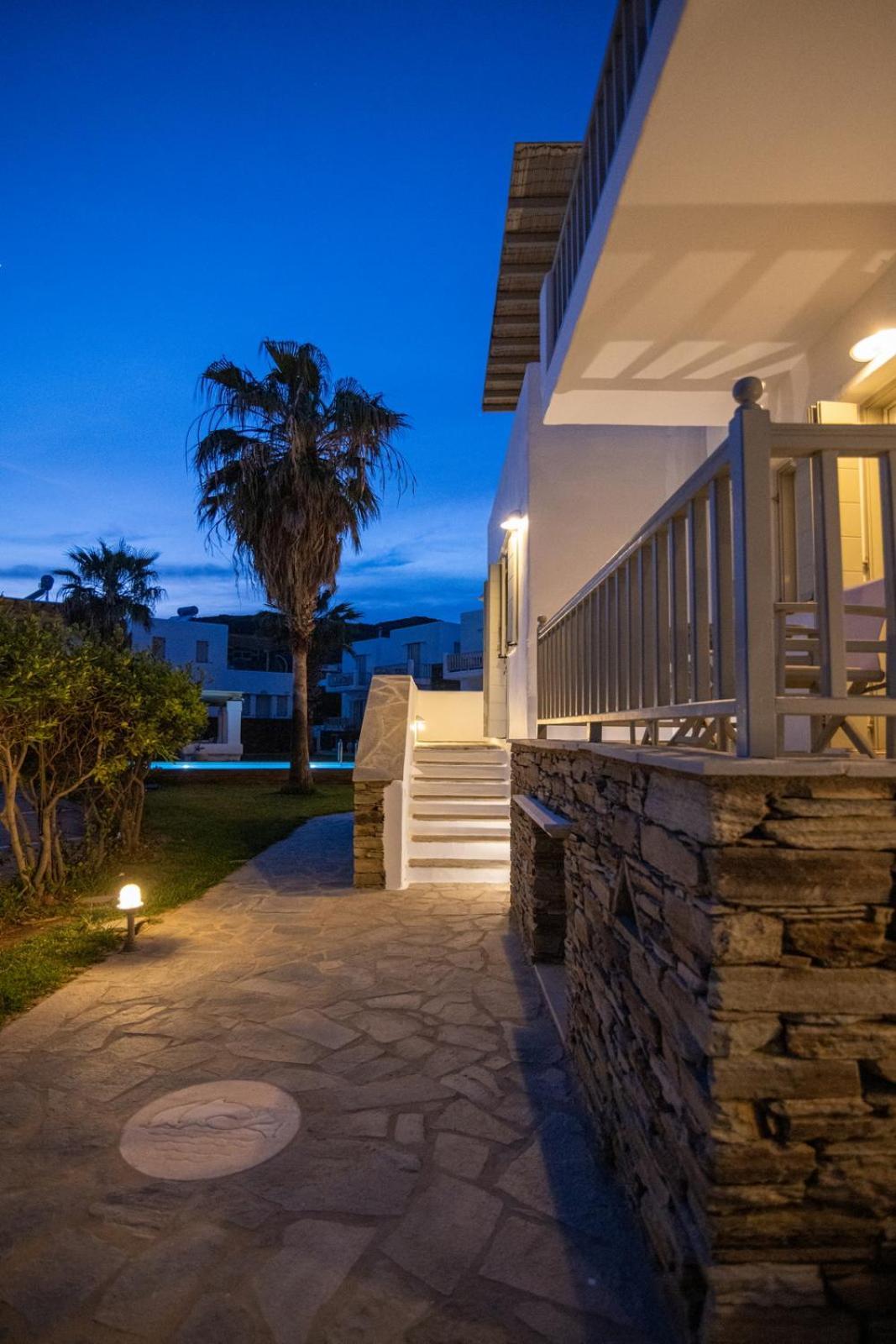 Soulmate'S Suites Tinos Kionia Extérieur photo